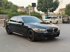 BMW 5 Series 530Li Premier M Sport Package - ფოტო 3