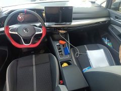 Volkswagen Golf 300TSI Pro - ფოტო 5