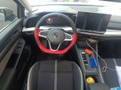 Volkswagen Golf 300TSI Pro - ფოტო 6