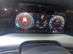 Volkswagen Golf 300TSI Pro - ფოტო 7