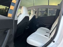Tesla Model Y Rear-Wheel Drive - ფოტო 6