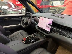 Zeekr 009 Seven-Seat Aisle Version AWD 108kWh - ფოტო 14