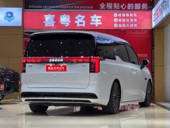Zeekr 009 Seven-Seat Aisle Version AWD 108kWh - ფოტო 2