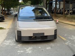 Li Auto MEGA Home Family Edition - ფოტო 2