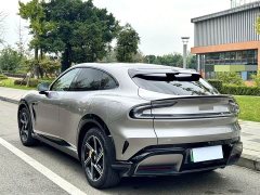 Xiaomi YU7 2025 Rear-Wheel Drive Long-Range Edition - ფოტო 8