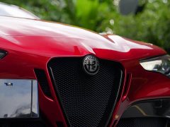Alfa Romeo Giulia 2021 GTA - ფოტო 12