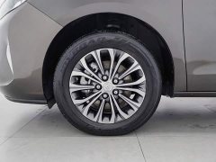 Buick GL8 Land Business Class 652T Comfort - ფოტო 17