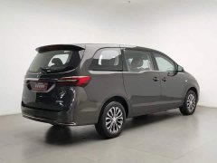 Buick GL8 Land Business Class 652T Comfort - ფოტო 2
