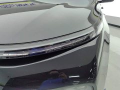 Li Auto L9 2024 Ultra - ფოტო 5