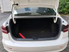 Volkswagen Lavida 1.5L Automatic Comfort - ფოტო 4