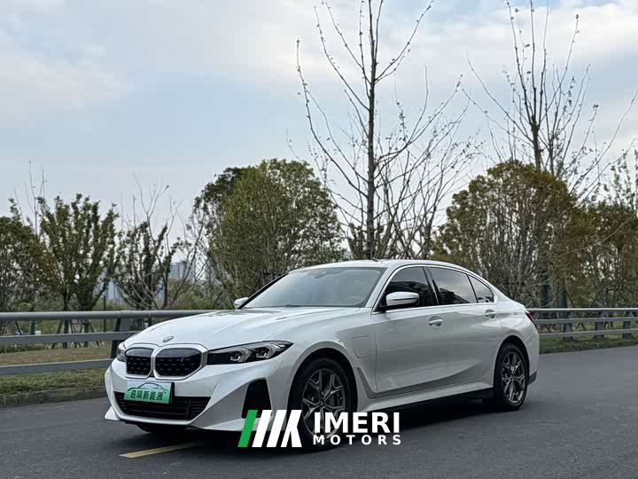 BMW i3 eDrive 35 L