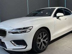 Volvo S60 2025 B4 Smart Luxury Edition - ფოტო 1