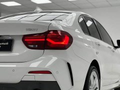 BMW 1 Series 120i M Sport Night Edition - ფოტო 11