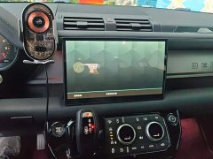 Land Rover Defender 110 3.0T P400 X-Dynamic HSE - ფოტო 13