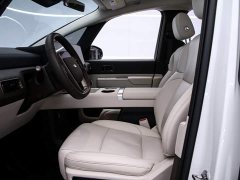 Li Auto Li Xiang MEGA Ultra - ფოტო 13