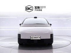 Li Auto Li Xiang MEGA Ultra - ფოტო 2