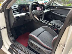 Volkswagen Lingdu 2023 Lingdu L 280TSI DSG Dazzling Red Edition - ფოტო 4