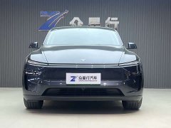 Tesla Model Y Rear-Wheel Drive - ფოტო 3