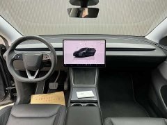 Tesla Model Y Rear-Wheel Drive - ფოტო 6