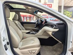 Toyota Camry Hybrid Luxury - ფოტო 12