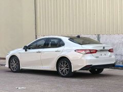 Toyota Camry Hybrid Luxury - ფოტო 2
