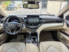 Toyota Camry Hybrid Luxury - ფოტო 9