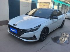Hyundai Elantra 1.5L CVT Luxury - ფოტო 1