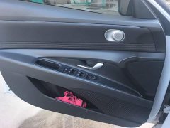 Hyundai Elantra 1.5L CVT Luxury - ფოტო 7