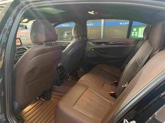 BMW 5 Series Facelift 525Li M Sport Package - ფოტო 8