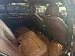 BMW 5 Series Facelift 525Li M Sport Package - ფოტო 9