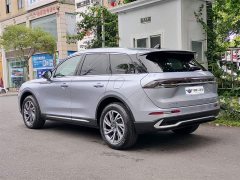 Lincoln Explorer 2023 2.0T Two-Wheel Drive Premium - ფოტო 4
