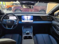 BYD Qin L DM-i Smart Drive Edition 120KM Superior - ფოტო 14