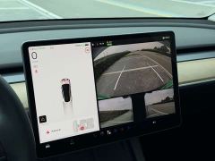 Tesla Model Y Rear-Wheel Drive - фото 12