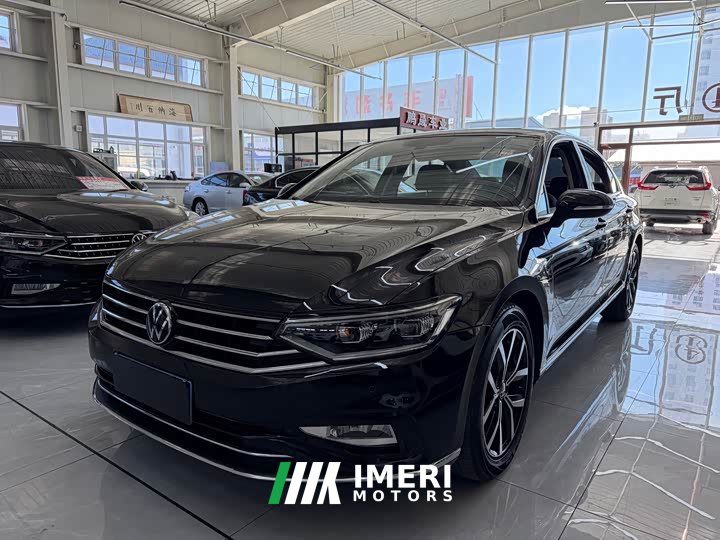 Volkswagen Magotan 330TSI DSG Advance