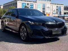 BMW 5 Series 530Li Premier M Sport Package - ფოტო 3