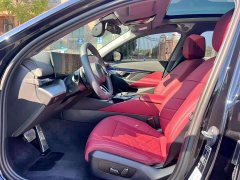BMW 5 Series 530Li Premier M Sport Package - ფოტო 4