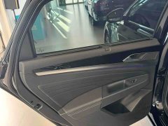 Volkswagen Passat 380TSI Dragon Prestige Edition - ფოტო 8
