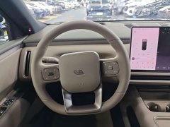 Li Auto Ideal L8 Ultra - ფოტო 11