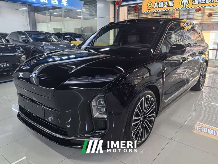 NIO ES8 Six-Seat Executive Luxury Edition