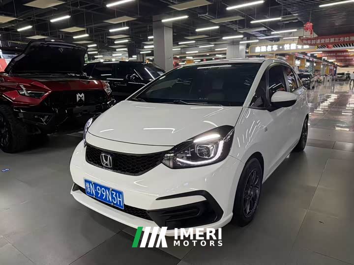 Honda Fit 1.5L CVT Trend Edition - ავტომობილი ჩინეთიდან