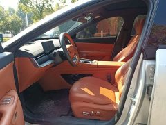 Dongfeng eπ007 Pure Electric 565 AWD Max Pilot Edition - ფოტო 7