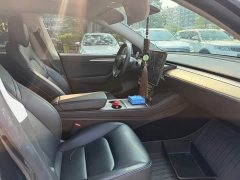 Tesla Model Y Standard Range RWD - ფოტო 8