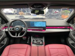 BMW 5 Series 525Li M Sport Package - ფოტო 4