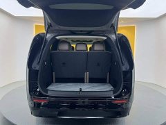 Li Auto MEGA 2025 Home Family Edition - ფოტო 11