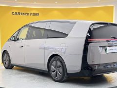 Li Auto MEGA 2025 Home Family Edition - ფოტო 5