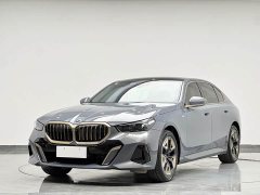 BMW 5 Series 530Li Premier M Sport Package - ფოტო 1
