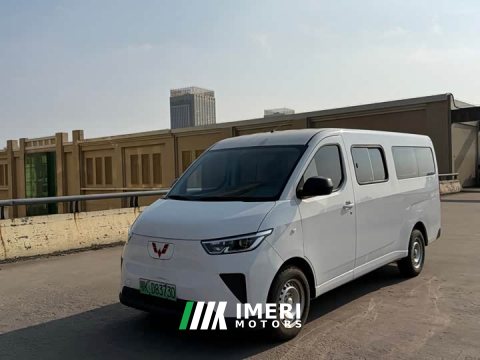 2024 Wuling Yangguang 300km Comfort Passenger Van 75kW - ავტომობილი ჩინეთიდან
