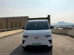Wuling Yangguang 300km Comfort Passenger Van 75kW - ფოტო 2