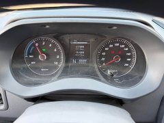 Wuling Yangguang 300km Comfort Passenger Van 75kW - ფოტო 8
