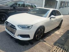 Audi A4L 2022 40 TFSI Fashion Dynamic - ფოტო 1
